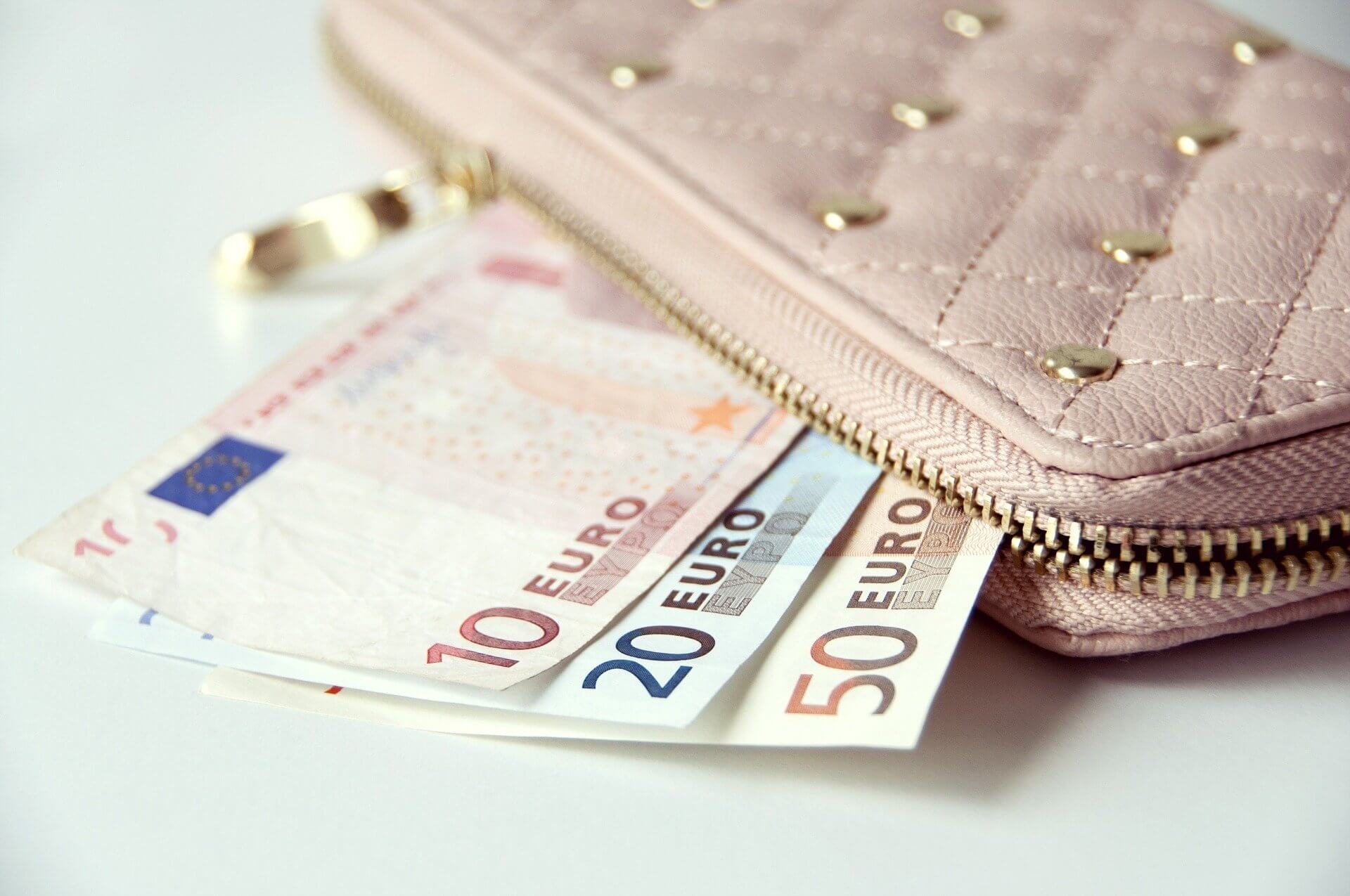Save Money Work Less Frugal Living: 11 Easy Money Saving Tips - GREEN WITH LESS