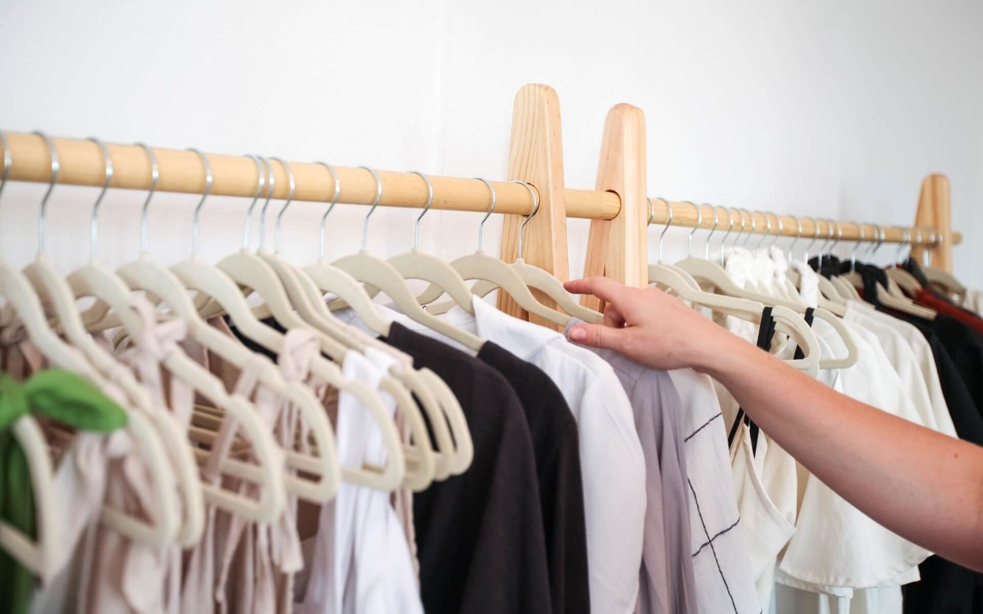 Why you should quit fast fashion (and how to do it)