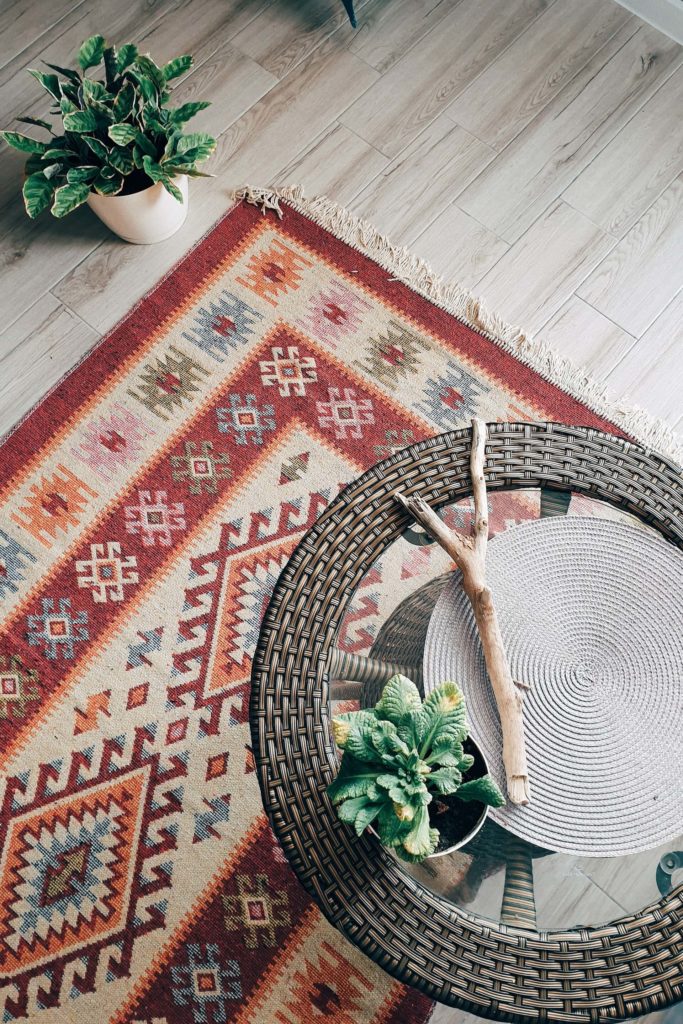 It is important to buy rugs from sustainable brands so that they can be made with eco-friendly materials. 