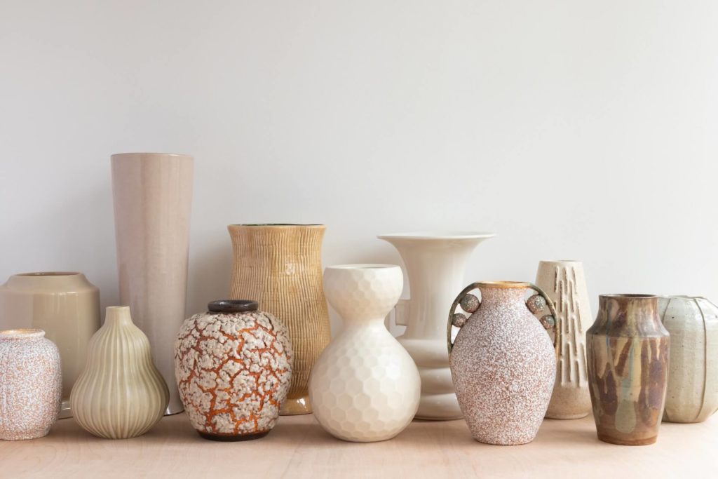 Sustainable home decor brands sell incredibly beautiful vases to decorate our homes with.