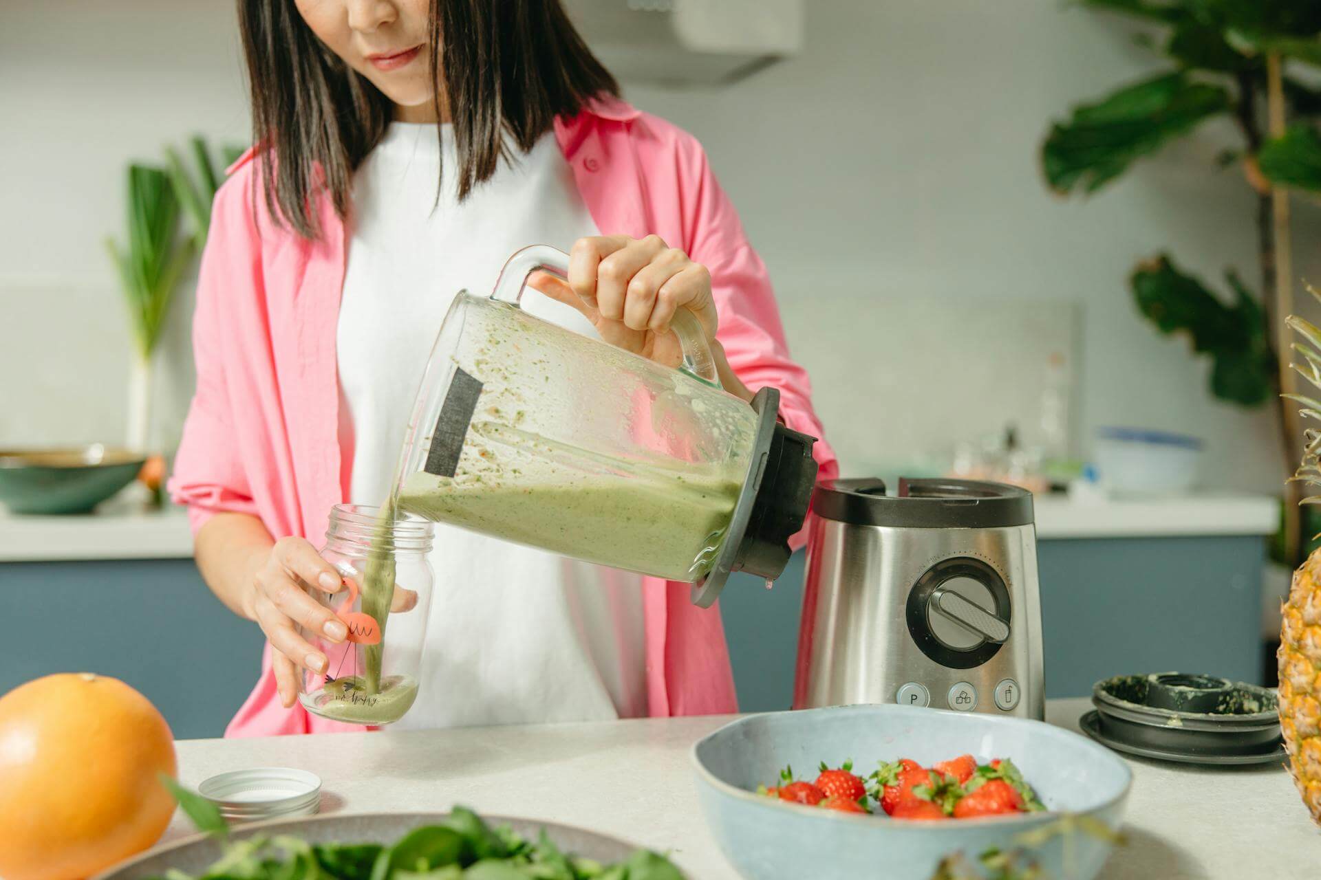 Less Toxic 7 Best Non-Toxic Blenders To Transform Your Smoothie Game - GREEN WITH LESS